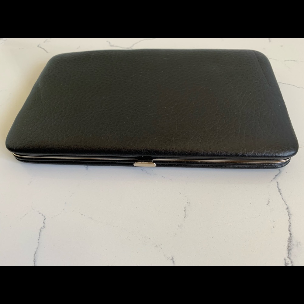 Nwot Classic Solid Black Wallet - image 5